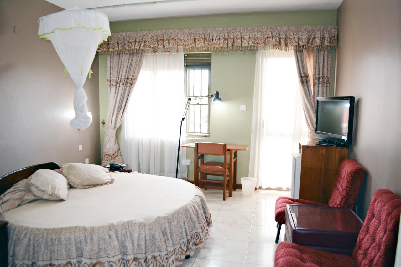 Ridar Hotel Seeta Buitenkant foto