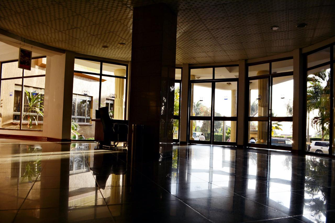 Ridar Hotel Seeta Buitenkant foto