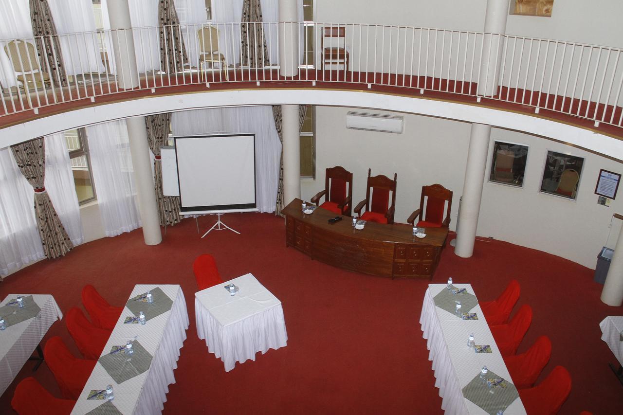 Ridar Hotel Seeta Buitenkant foto