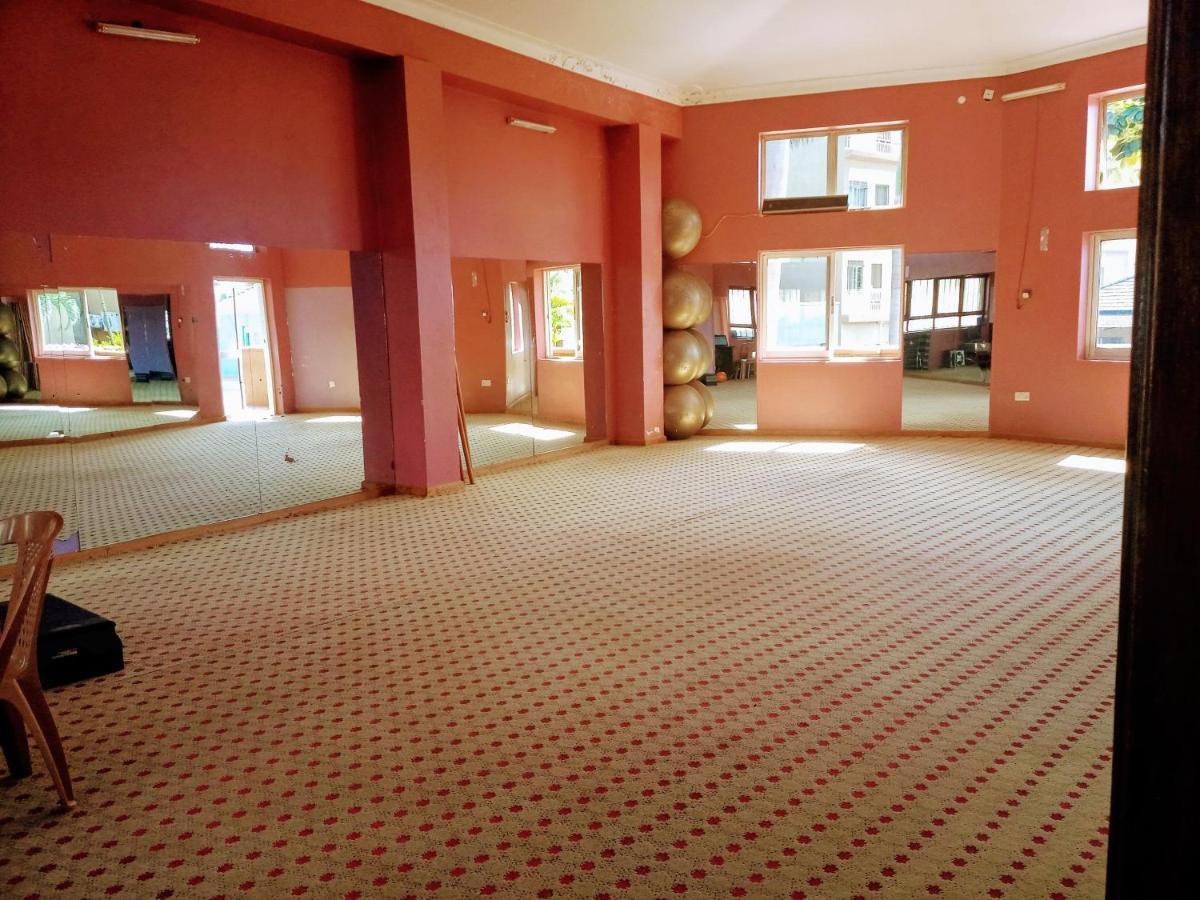 Ridar Hotel Seeta Buitenkant foto